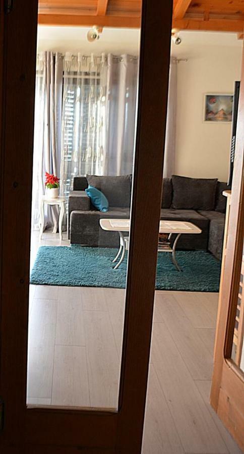 Cosy Sunset Apartment Omiš Екстериор снимка